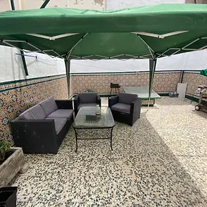 casa-reformada-con-terraza-wifi-aire-acondicionado.es-andalucia.com/